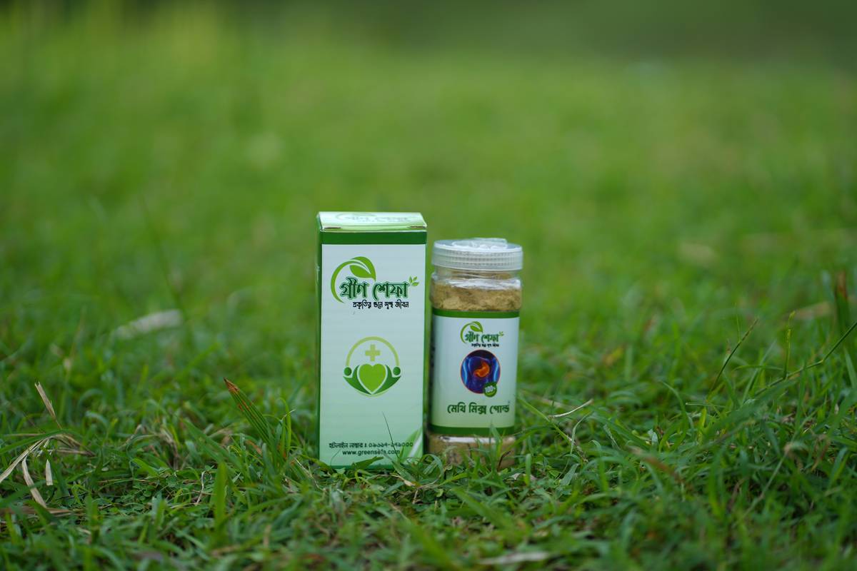 Infographic showing the key benefits of tongkat ali, including increased energy, reduced stress, and improved libido.